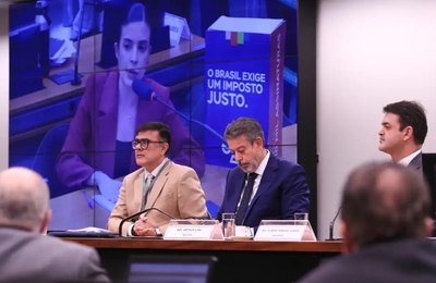 Comissão da Câmara aprova isenção do IR para quem ganha até R$ 5 mil