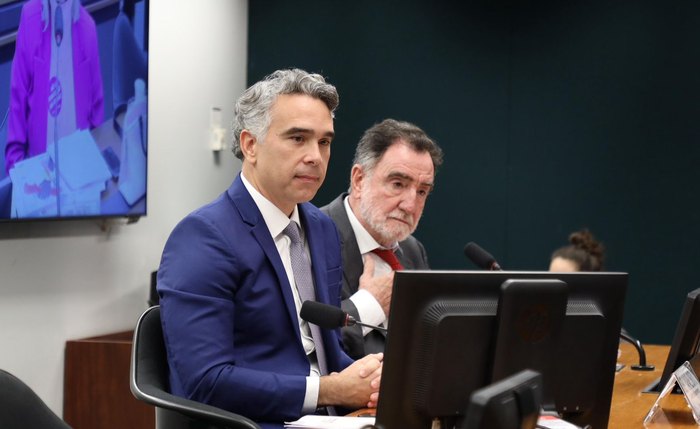 Deputado alagoano Rafael Brito é relator da matéria na Comissão de Educação Deputado alagoano Rafael Brito é relator da matéria na Comissão de Educação