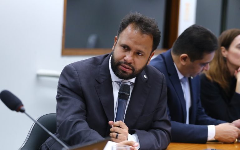 Comissão debate situação de comunidades terapêuticas que atendem como hospitais psiquiátricos