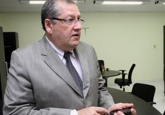 PGE terá palestra sobre licitações e contratos nesta quinta-feira