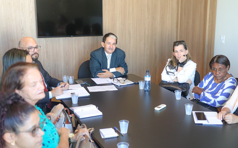 OAB/AL discute melhorias para os idosos junto ao MPAL e a representantes de Instituições de Longa Permanência