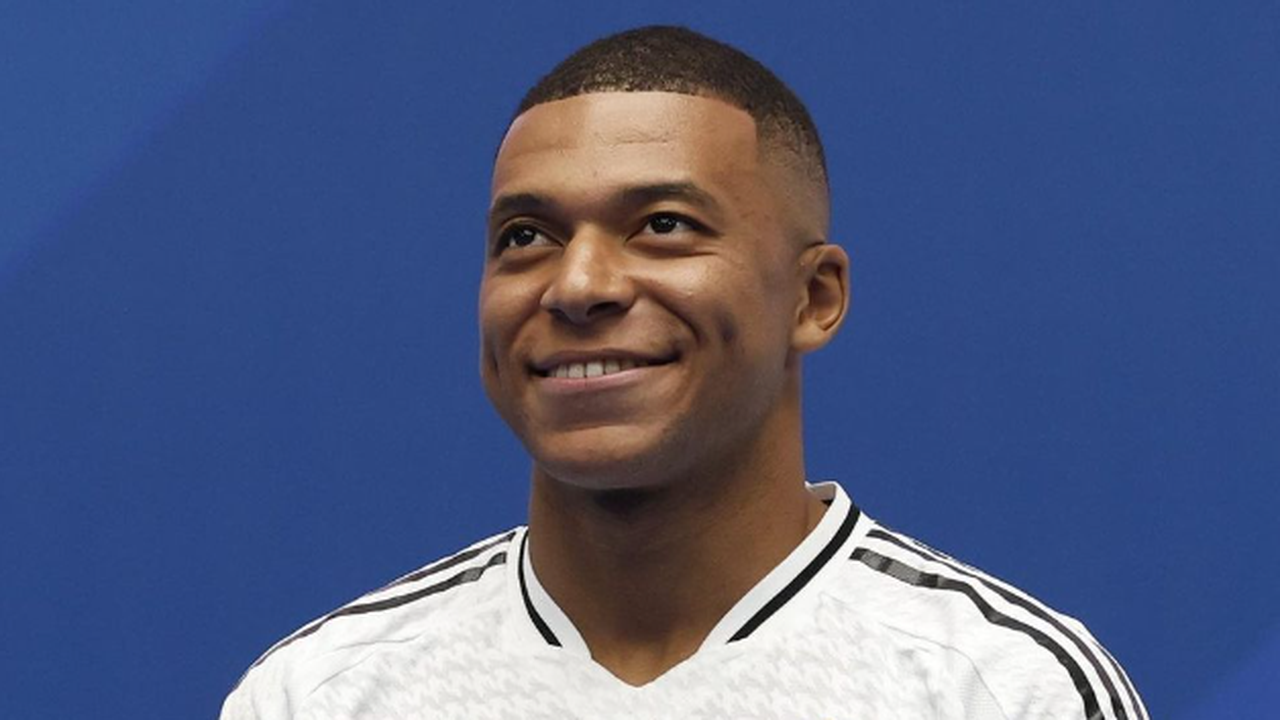 Mbappé elogia a trajetória de Mourinho no início de ciclo no Real Madrid