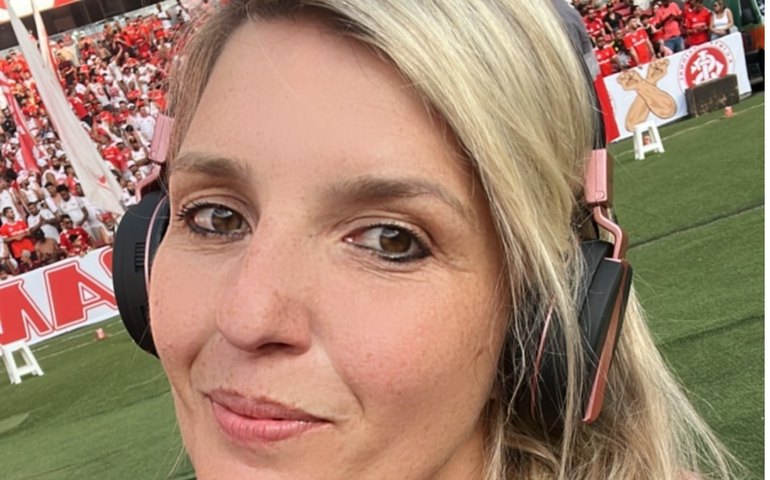 Repórter acusa mascote do Internacional de importunação sexual durante o Gre-nal