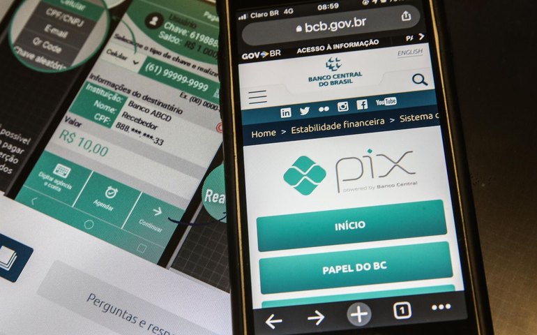 Pix já responde por 54,7% das transações financeiras no Brasil, informa BC