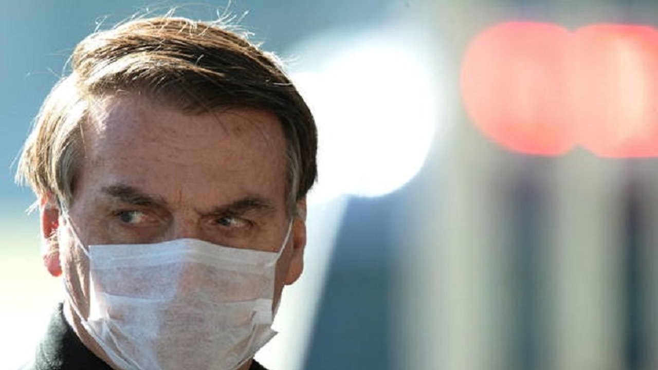 MPTCU quer investigação sobre preço da cloroquina e ordem de Bolsonaro