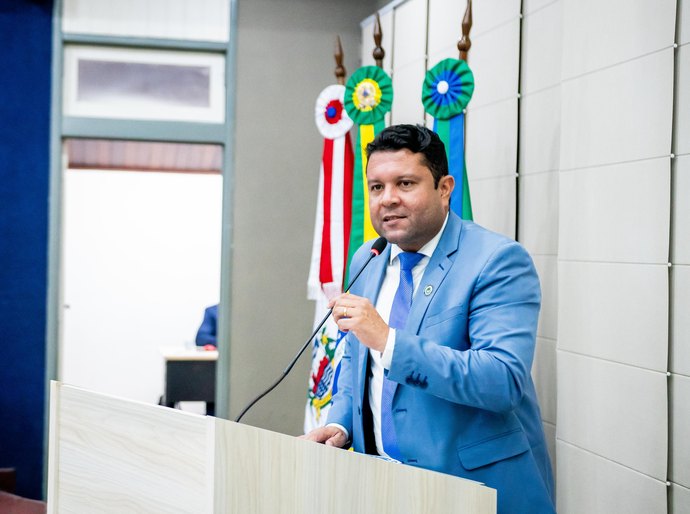 Vereador Allan Pierre vai encaminhar relatório para a prefeitura mostrando os danos causados nas Grotas no período de fortes chuvas
