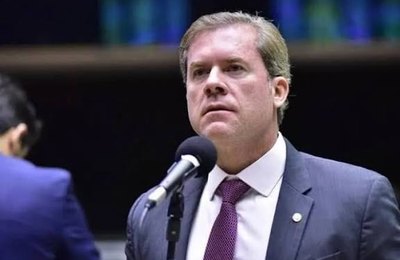 Marx Beltrão cobra reação do governo e denuncia fila interminável do INSS: “Falta respeito a quem trabalhou a vida inteira”