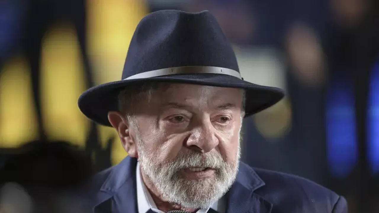 Lula e Flávio Bolsonaro empatam em simulação de 2º turno, aponta pesquisa Futura/Apex