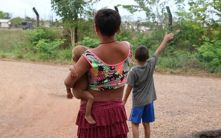 Maternidade na adolescência afeta mais jovens indígenas