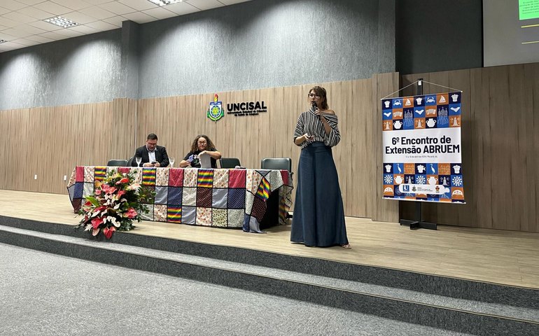 EdUneal lança e-book em encontro da Associação Brasileira de Reitoras e Reitores