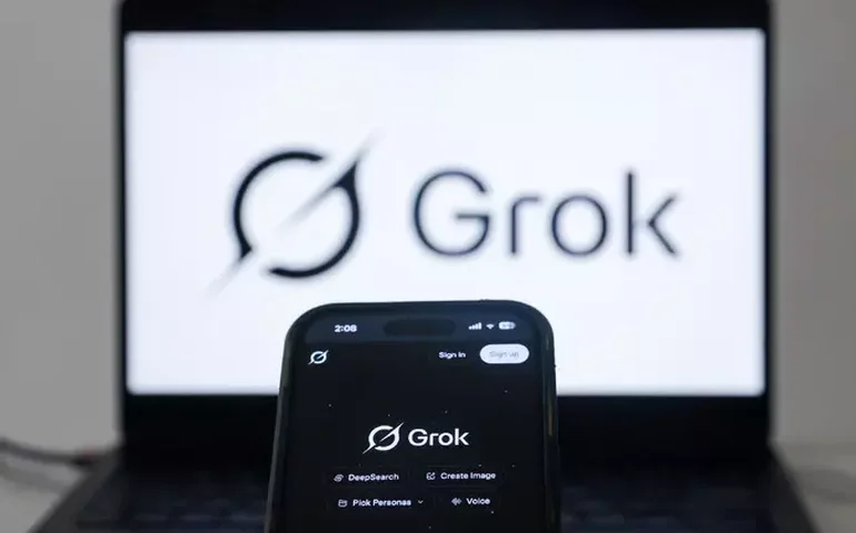 UE abre investigação contra X por 'deepfakes' sexuais no Grok