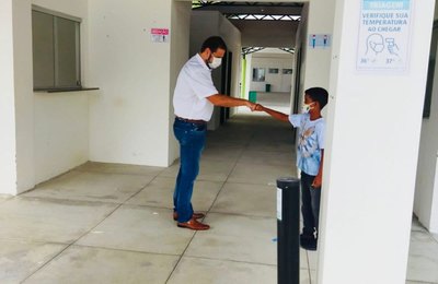 Piaçabuçu retornou às aulas presenciais nesta segunda-feira (20)
