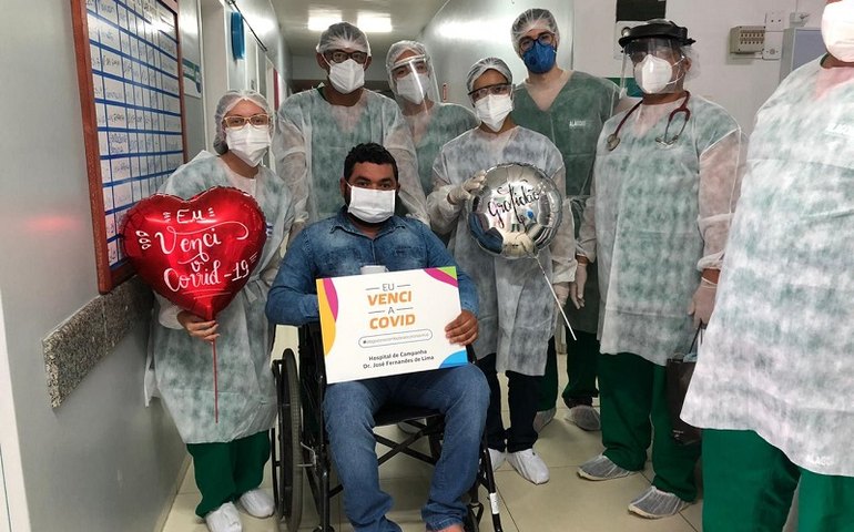 Hospital de Campanha: pacientes recuperados da Covid-19 recebem apoio de voluntários em Arapiraca