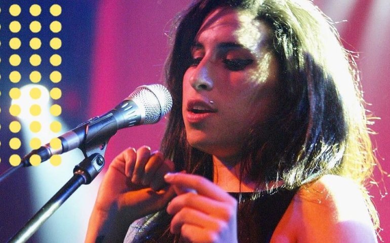 Ex-marido de Amy Winehouse quebra silêncio sobre a morte da cantora