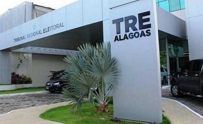 Eleições: 86 mil alagoanos podem perder título eleitoral por pendências Eleições: 86 mil alagoanos podem perder título eleitoral por pendências