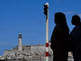 Trump diz que Cuba está em 'situação difícil' e EUA farão 'algo em breve'