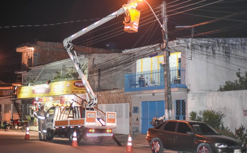 Iluminação: Sima faz vistoria e manutenção no Pinheiro