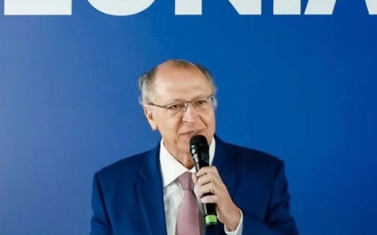 Alckmin demonstra otimismo sobre redução de tarifas dos EUA após reunião entre Lula e Trump