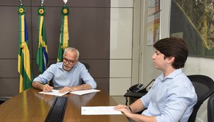ASSINA DECRETO