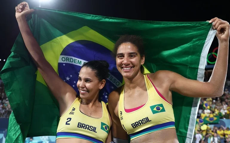 Mundial de Vôlei de Praia começa nesta quinta com 7 duplas do Brasil