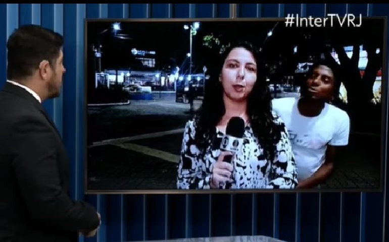 No Rio, homem assedia ao vivo repórter, que relata 'sensação horrível'