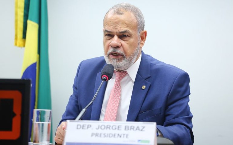 Deputado destaca avanços na legislação, mas alerta para golpes virtuais