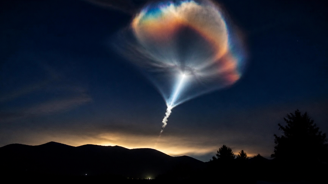 Imagem de 'água-viva' colorida formada por lançamento espacial na China viraliza
