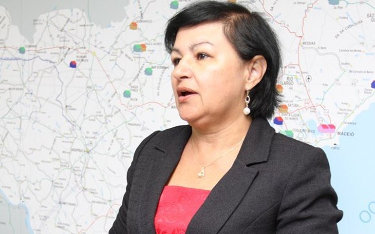 Aparecida Machado assegurou continuidade de obras em Maceió