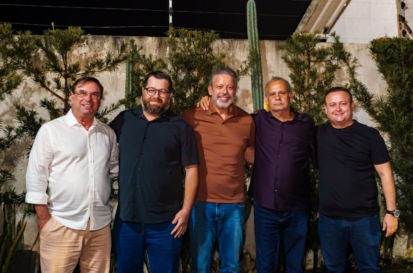 Em Arapiraca, Arthur Lira mostra força e se credencia como pré-candidato a senador do Agreste alagoano