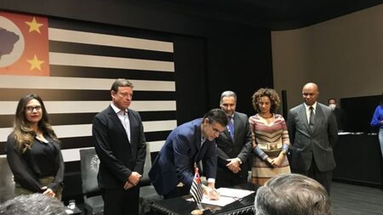 Rodrigo Garcia promete eliminar desconto de aposentados que ganham até R$ 3,5 mil