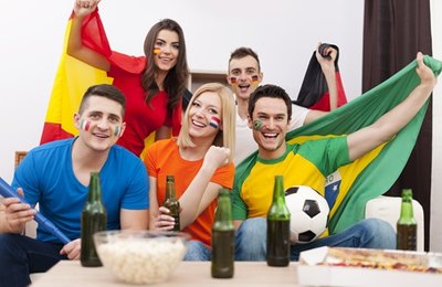 Vai beber na Copa? Especialista ensina como não cometer exageros