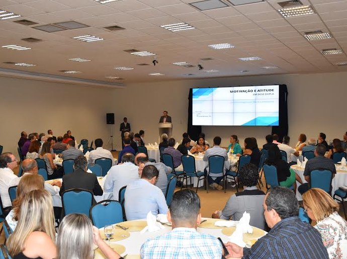 Fecomércio promove palestra em homenagem ao Dia do Comerciante