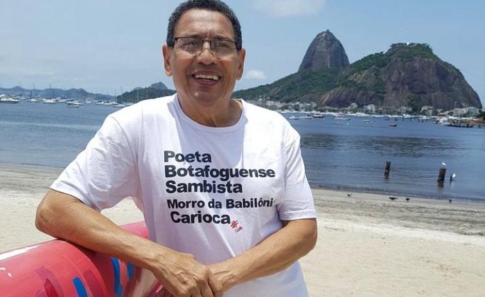 Wanderley Monteiro, da Escola de Samba Portela, do Rio de Janeiro, é convidado do Camarote do Pinto da Madrugada