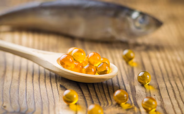 Ômega-3: revisão global revela que 76% da população não consome níveis suficientes do nutriente; saiba onde encontrá-lo