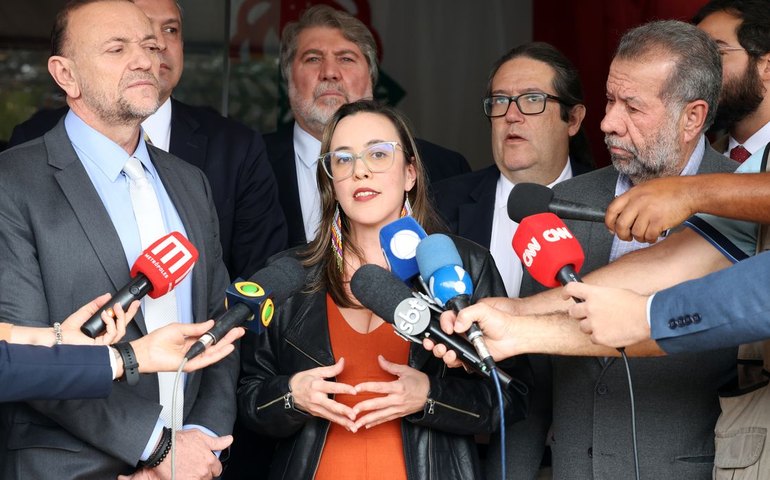 Presidenta do PSOL tem visto cancelado pelos Estados Unidos