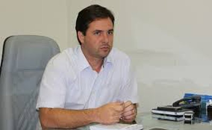 TCE multa ex-prefeito de Capela em R$ 22,5 mil por seis infrações