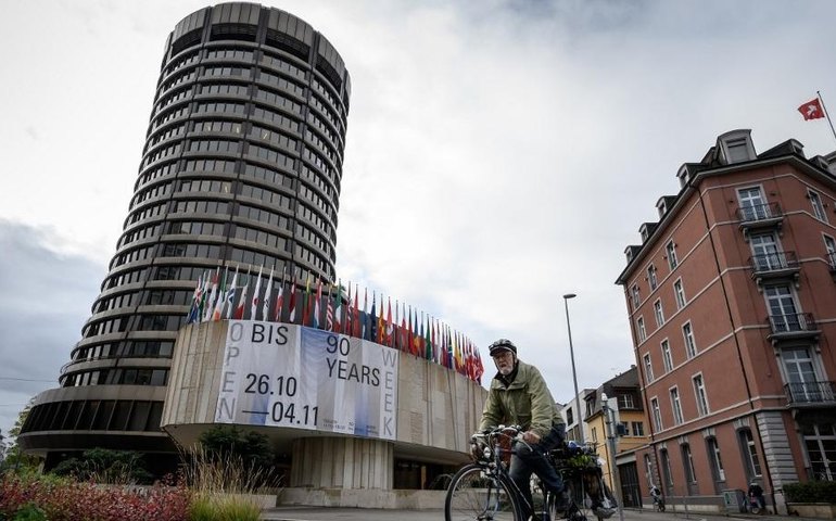 Emergentes foram testados por volatilidade; real passou por 'crise de depreciação', afirma BIS