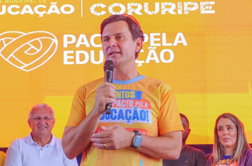 Prefeito Marcelo Beltrão anuncia reajuste salarial para todos os profissionais da Educação de Coruripe