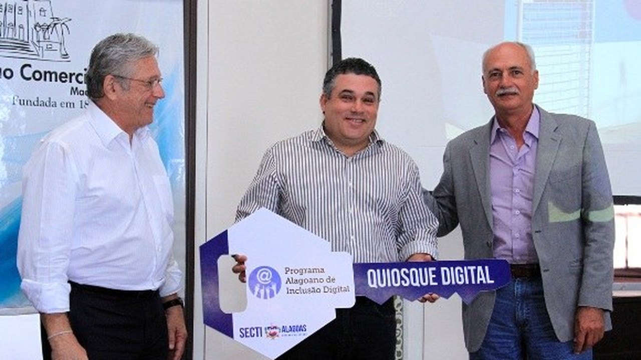 Municípios alagoanos recebem quiosques digitais com completa estrutura