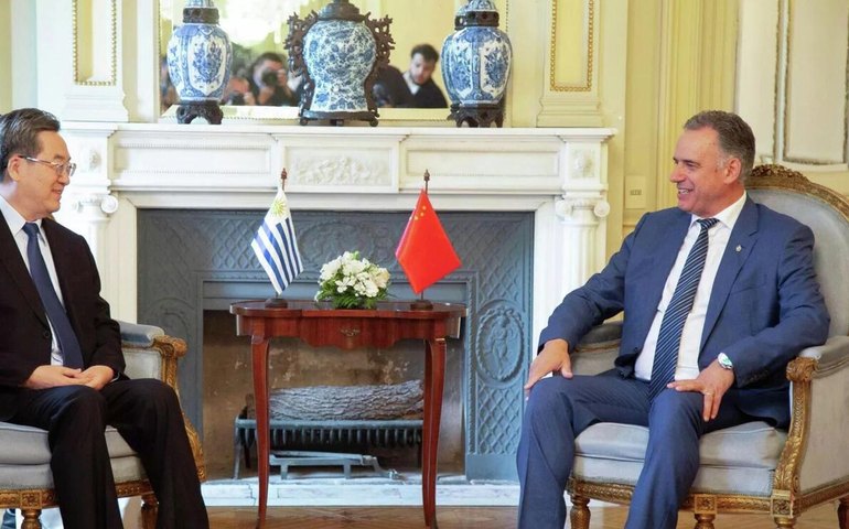 Uruguai deve 'continuar pressionando o Mercosul' para fortalecer laços com a China, diz especialista