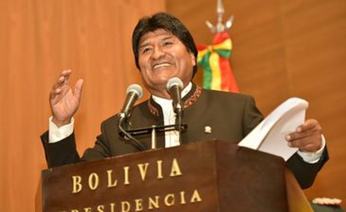 Evo Morales está exilado no México