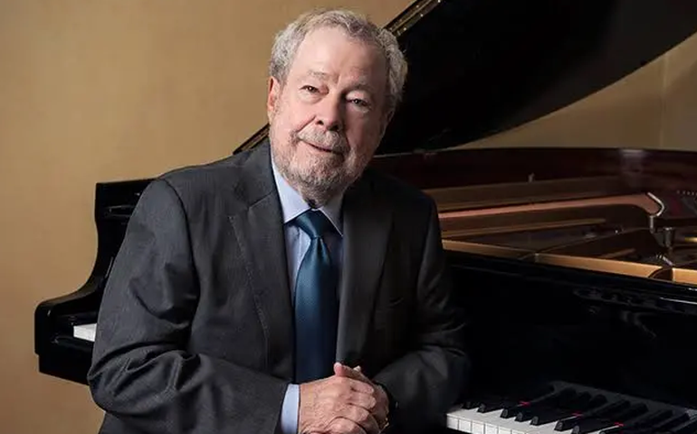 Nelson Freire é operado no Rio e deve ter alta no fim de semana