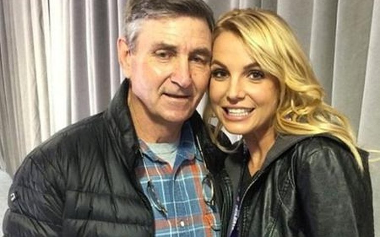 Pai de Britney Spears, sobre decisão da justiça de afastá-lo da tutela: &#8216;erro&#8217;