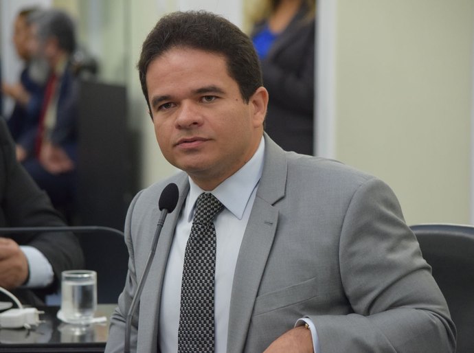 Projeto de Marcelo Victor obriga frigoríficos monitorarem abate de bovinos