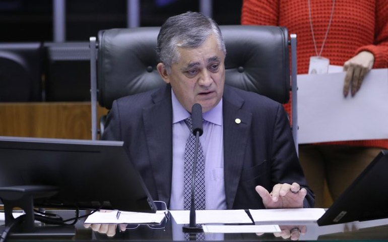 Líder do governo afirma que esforço na articulação política foi para garantir estabilização do País