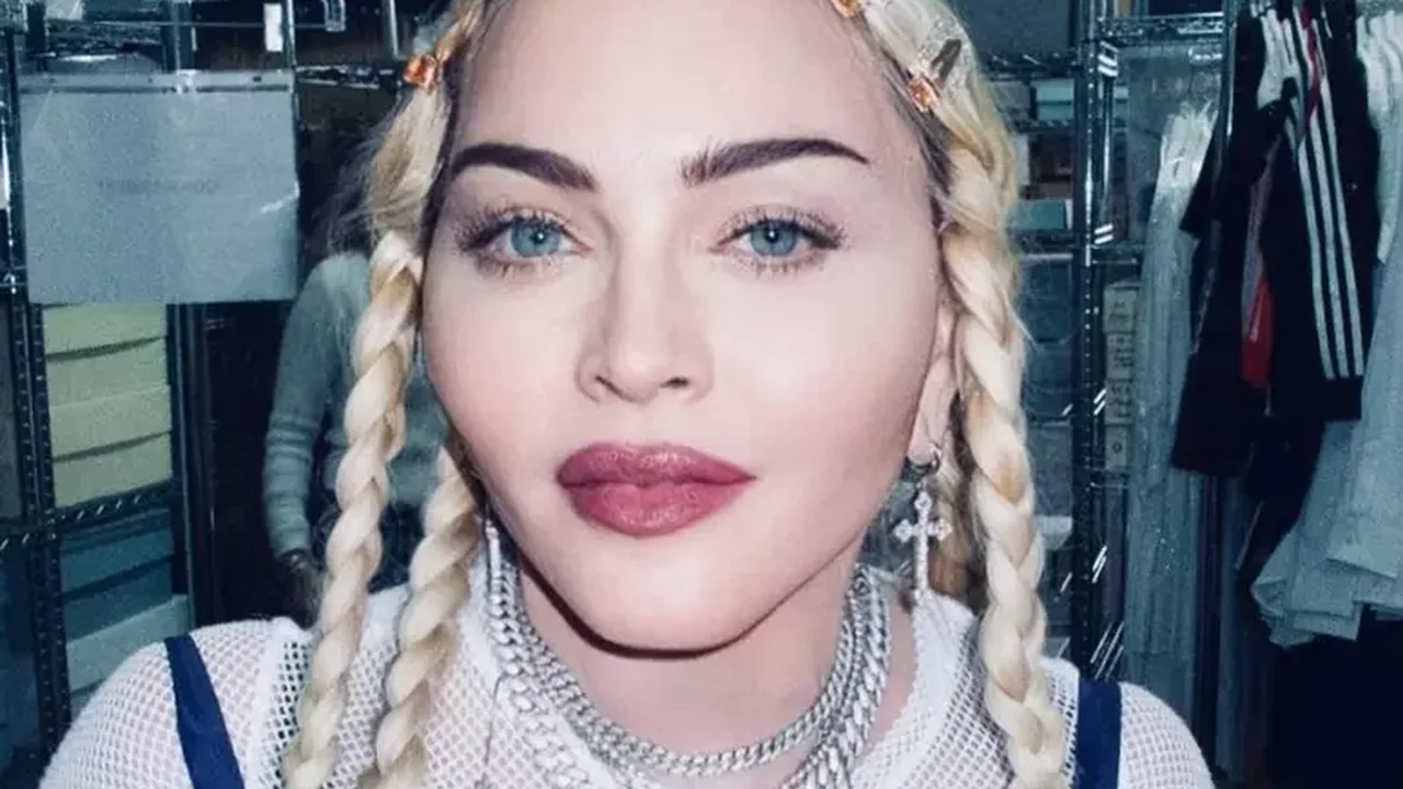 Madonna é internada por infecção bacteriana e adia turnê: 'Expectativa de recuperação total'
