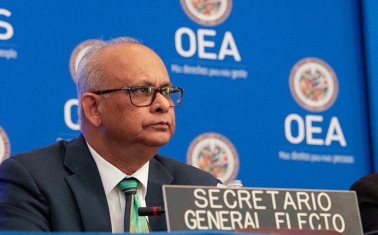 Países americanos elegem ministro do Suriname para chefiar a OEA
