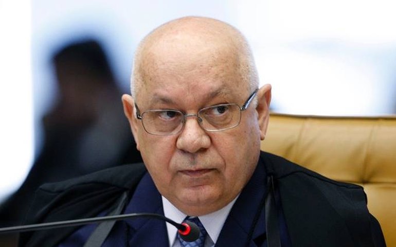 Teori suspende operação da PF que prendeu policiais do Senado
