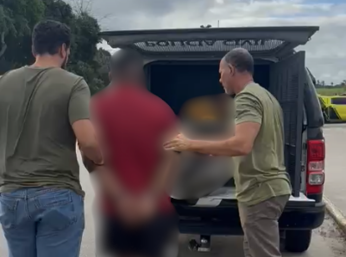 Polícia Civil prende dois suspeitos de tentativa de homicídio contra jovem em Rio Largo