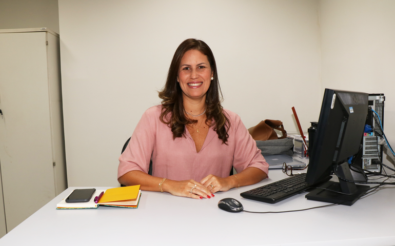“Saí de um ambiente onde basicamente eram só mulheres. Vim para um ambiente totalmente oposto, só esse fato já é um desafio”
